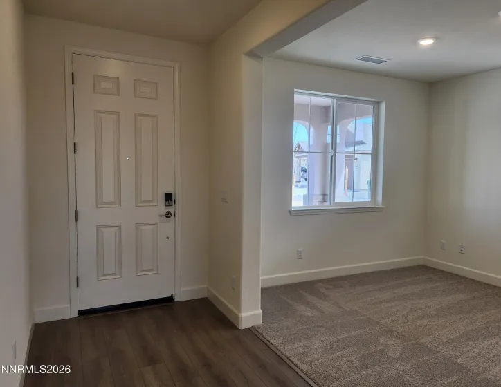 711 Daylily, Minden, Nevada 89423, 3 Bedrooms Bedrooms, ,2 BathroomsBathrooms,Residential,Residential,Daylily,260002758