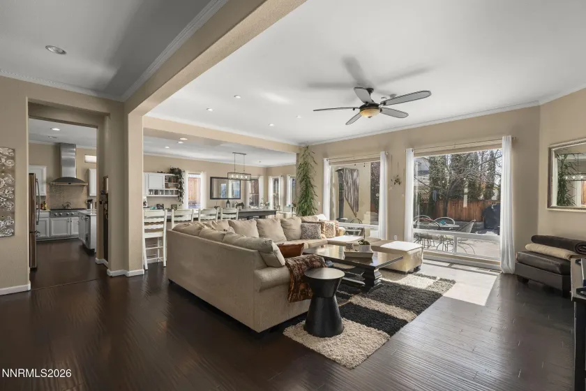 2485 Firenze, Sparks, Nevada 89434, 4 Bedrooms Bedrooms, ,4 BathroomsBathrooms,Residential,Residential,Firenze,260002760