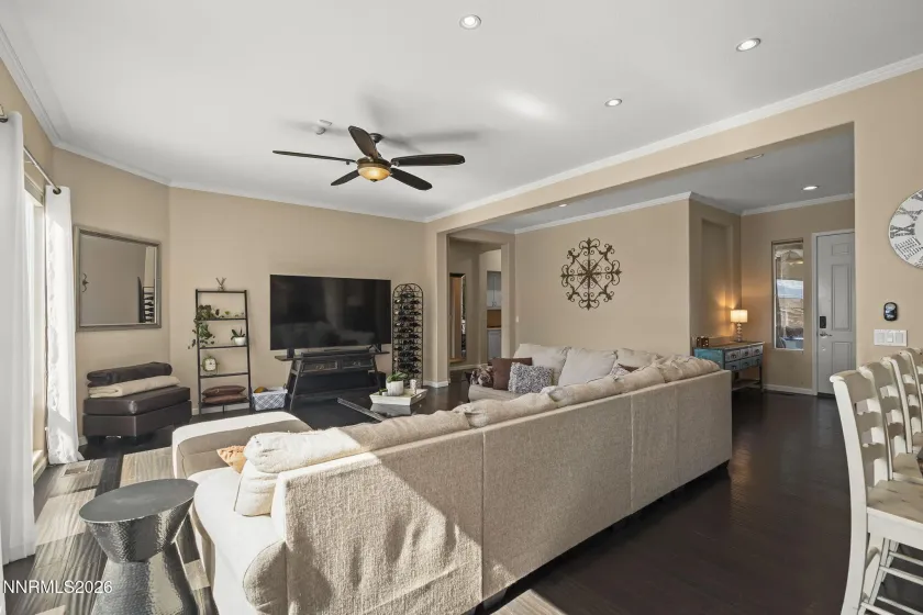 2485 Firenze, Sparks, Nevada 89434, 4 Bedrooms Bedrooms, ,4 BathroomsBathrooms,Residential,Residential,Firenze,260002760