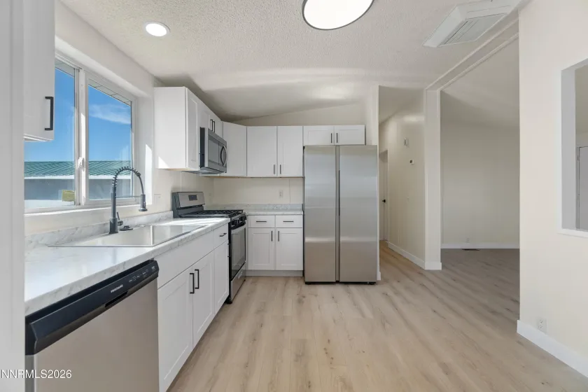 3095 Antelope, Silver Springs, Nevada 89429, 3 Bedrooms Bedrooms, ,2 BathroomsBathrooms,Residential,Residential,Antelope,260002761