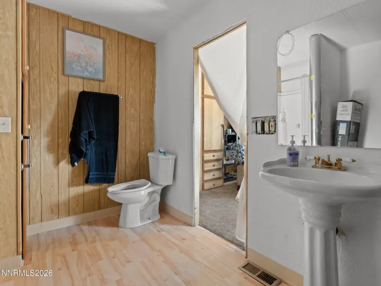 7 Esther, Carson City, Nevada 89706, 3 Bedrooms Bedrooms, ,2 BathroomsBathrooms,Residential,Residential,Esther,260002763