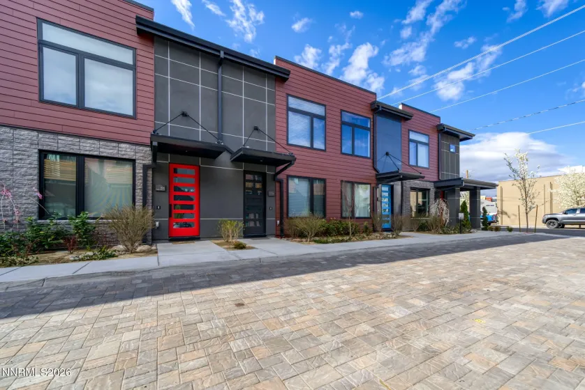 104 High, Reno, Nevada 89502, 1 Bedroom Bedrooms, ,2 BathroomsBathrooms,Residential Lease,Manufactured,High,260002767