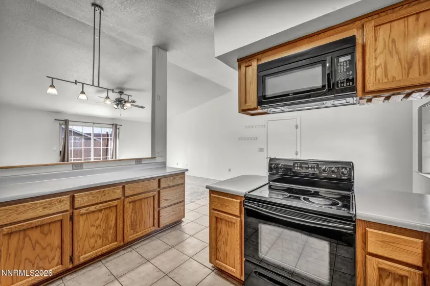 2419 Hunterwood, Carson City, Nevada 89706, 3 Bedrooms Bedrooms, ,2 BathroomsBathrooms,Residential,Residential,Hunterwood,260002720