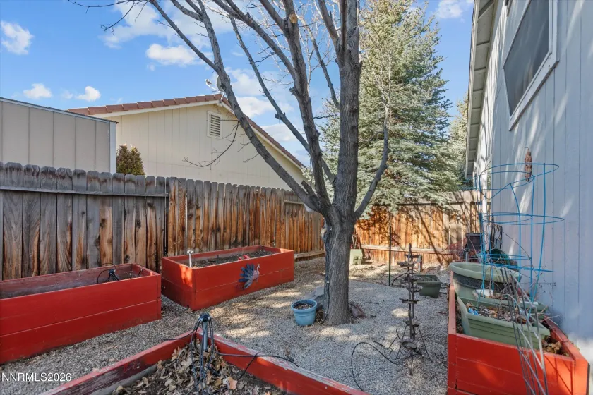 7610 Badelona, Sparks, Nevada 89436, 3 Bedrooms Bedrooms, ,2 BathroomsBathrooms,Residential,Residential,Badelona,260002718