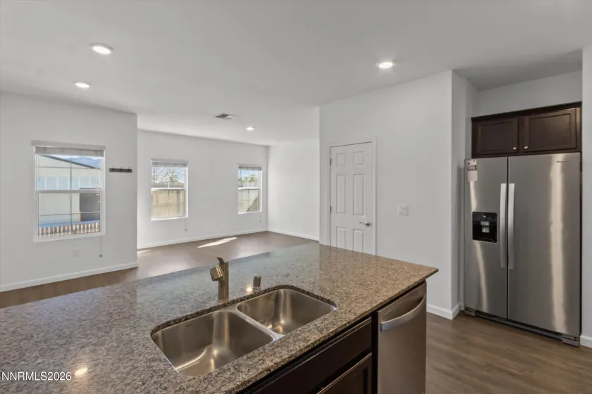 420 Autumn Breeze, Reno, Nevada 89511, 3 Bedrooms Bedrooms, ,3 BathroomsBathrooms,Residential,Residential,Autumn Breeze,260002724