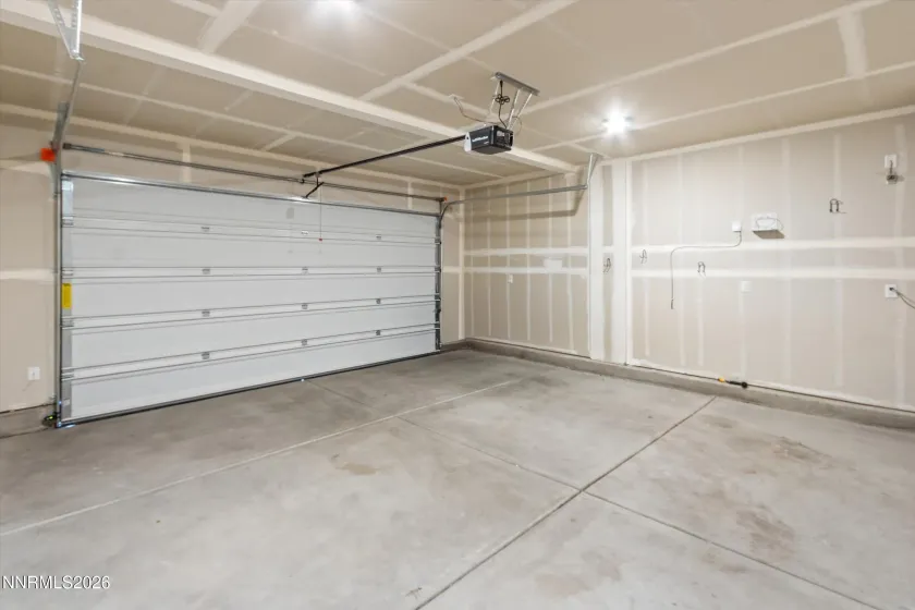 420 Autumn Breeze, Reno, Nevada 89511, 3 Bedrooms Bedrooms, ,3 BathroomsBathrooms,Residential,Residential,Autumn Breeze,260002724