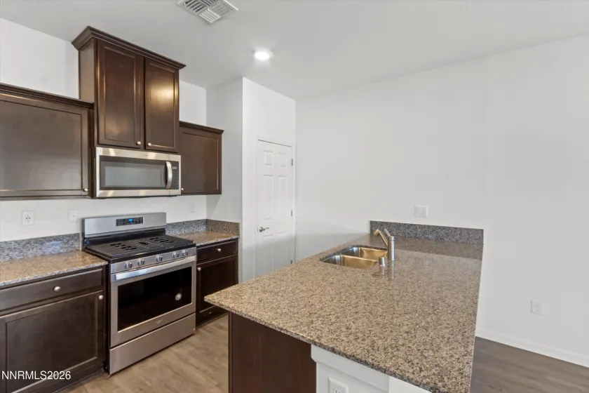 420 Autumn Breeze, Reno, Nevada 89511, 3 Bedrooms Bedrooms, ,3 BathroomsBathrooms,Residential,Residential,Autumn Breeze,260002724