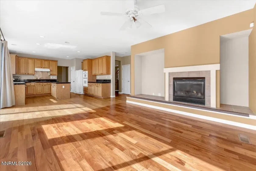 2910 Deer Run, Reno, Nevada 89509, 4 Bedrooms Bedrooms, ,3 BathroomsBathrooms,Residential,Residential,Deer Run,260002725