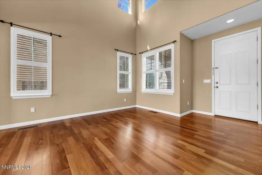 2910 Deer Run, Reno, Nevada 89509, 4 Bedrooms Bedrooms, ,3 BathroomsBathrooms,Residential,Residential,Deer Run,260002725