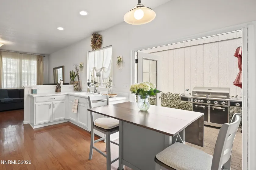 1453 Molly, Carson City, Nevada 89706, 2 Bedrooms Bedrooms, ,2 BathroomsBathrooms,Residential,Residential,Molly,260002727