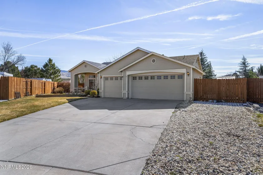 3215 Apio, Sparks, Nevada 89436, 3 Bedrooms Bedrooms, ,2 BathroomsBathrooms,Residential,Residential,Apio,260002728