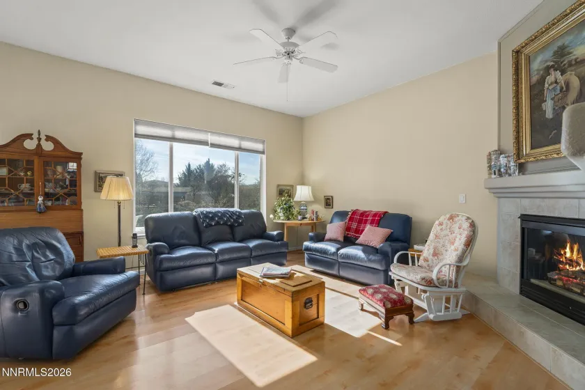 3215 Apio, Sparks, Nevada 89436, 3 Bedrooms Bedrooms, ,2 BathroomsBathrooms,Residential,Residential,Apio,260002728