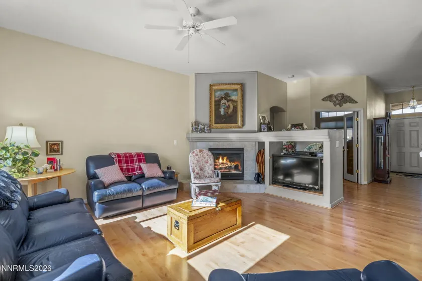 3215 Apio, Sparks, Nevada 89436, 3 Bedrooms Bedrooms, ,2 BathroomsBathrooms,Residential,Residential,Apio,260002728