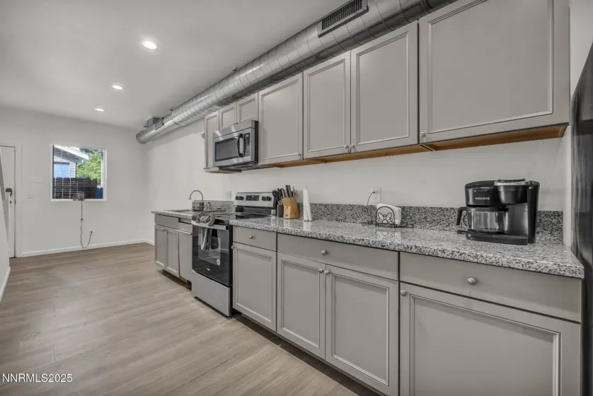 442 7th, Reno, Nevada 89512, ,Residential Income,Residential,7th,250055789