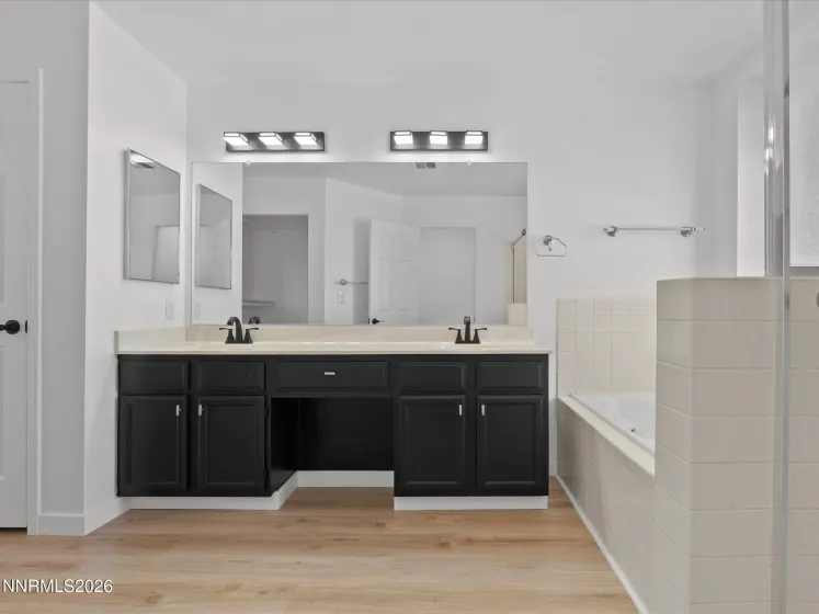 5330 Windwood, Reno, Nevada 89523, 3 Bedrooms Bedrooms, ,3 BathroomsBathrooms,Residential,Residential,Windwood,260002770