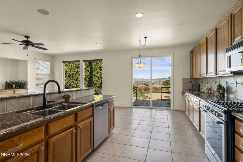 2840 Falcon Ridge, Sparks, Nevada 89436, 4 Bedrooms Bedrooms, ,4 BathroomsBathrooms,Residential,Residential,Falcon Ridge,260002773