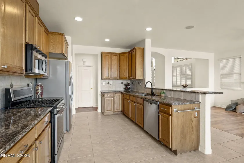 2840 Falcon Ridge, Sparks, Nevada 89436, 4 Bedrooms Bedrooms, ,4 BathroomsBathrooms,Residential,Residential,Falcon Ridge,260002773