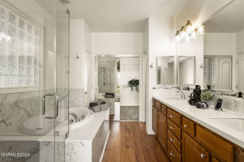 2840 Falcon Ridge, Sparks, Nevada 89436, 4 Bedrooms Bedrooms, ,4 BathroomsBathrooms,Residential,Residential,Falcon Ridge,260002773