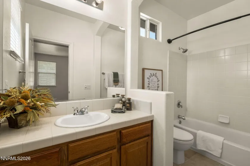 2840 Falcon Ridge, Sparks, Nevada 89436, 4 Bedrooms Bedrooms, ,4 BathroomsBathrooms,Residential,Residential,Falcon Ridge,260002773