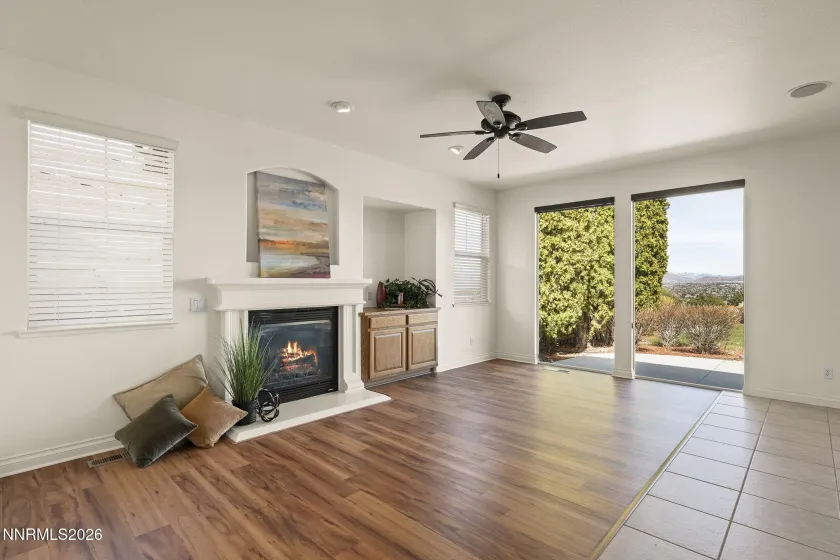 2840 Falcon Ridge, Sparks, Nevada 89436, 4 Bedrooms Bedrooms, ,4 BathroomsBathrooms,Residential,Residential,Falcon Ridge,260002773