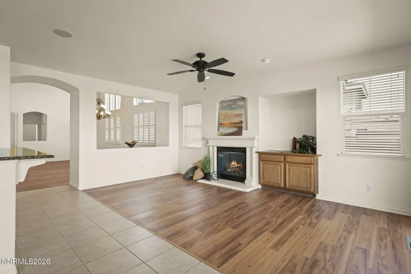 2840 Falcon Ridge, Sparks, Nevada 89436, 4 Bedrooms Bedrooms, ,4 BathroomsBathrooms,Residential,Residential,Falcon Ridge,260002773