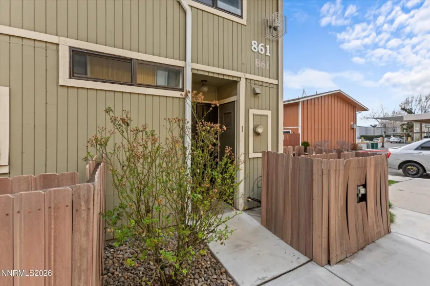 861 Nutmeg, Reno, Nevada 89502, 2 Bedrooms Bedrooms, ,2 BathroomsBathrooms,Residential,Residential,Nutmeg,260002772