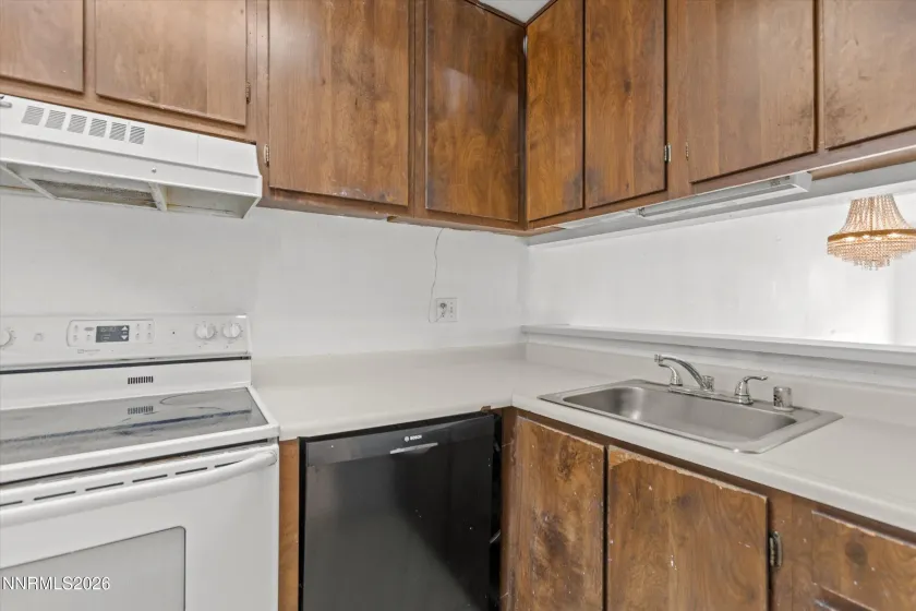 861 Nutmeg, Reno, Nevada 89502, 2 Bedrooms Bedrooms, ,2 BathroomsBathrooms,Residential,Residential,Nutmeg,260002772