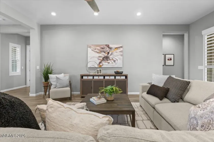 2318 Iron Square, Reno, Nevada 89521, 2 Bedrooms Bedrooms, ,3 BathroomsBathrooms,Residential,Residential,Iron Square,260002777