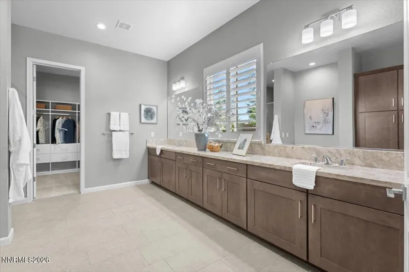 2318 Iron Square, Reno, Nevada 89521, 2 Bedrooms Bedrooms, ,3 BathroomsBathrooms,Residential,Residential,Iron Square,260002777