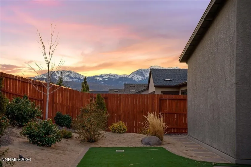 2318 Iron Square, Reno, Nevada 89521, 2 Bedrooms Bedrooms, ,3 BathroomsBathrooms,Residential,Residential,Iron Square,260002777