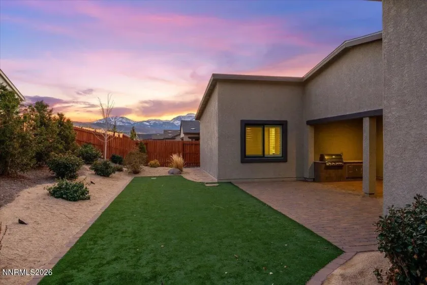 2318 Iron Square, Reno, Nevada 89521, 2 Bedrooms Bedrooms, ,3 BathroomsBathrooms,Residential,Residential,Iron Square,260002777