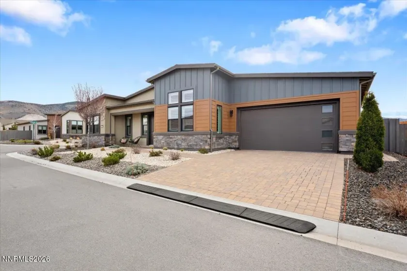 2318 Iron Square, Reno, Nevada 89521, 2 Bedrooms Bedrooms, ,3 BathroomsBathrooms,Residential,Residential,Iron Square,260002777