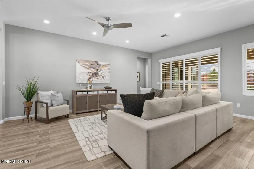 2318 Iron Square, Reno, Nevada 89521, 2 Bedrooms Bedrooms, ,3 BathroomsBathrooms,Residential,Residential,Iron Square,260002777