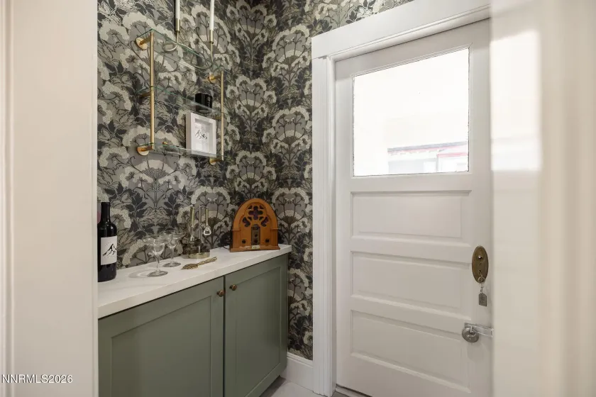 402 Robinson, Carson City, Nevada 89703, 4 Bedrooms Bedrooms, ,3 BathroomsBathrooms,Residential,Residential,Robinson,260002776