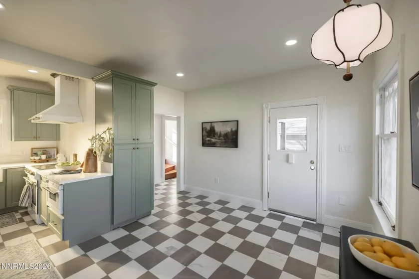 402 Robinson, Carson City, Nevada 89703, 4 Bedrooms Bedrooms, ,3 BathroomsBathrooms,Residential,Residential,Robinson,260002776