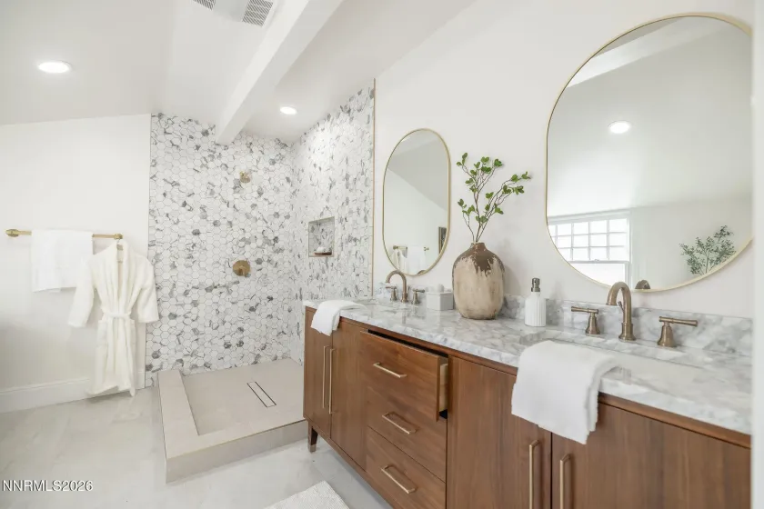 402 Robinson, Carson City, Nevada 89703, 4 Bedrooms Bedrooms, ,3 BathroomsBathrooms,Residential,Residential,Robinson,260002776