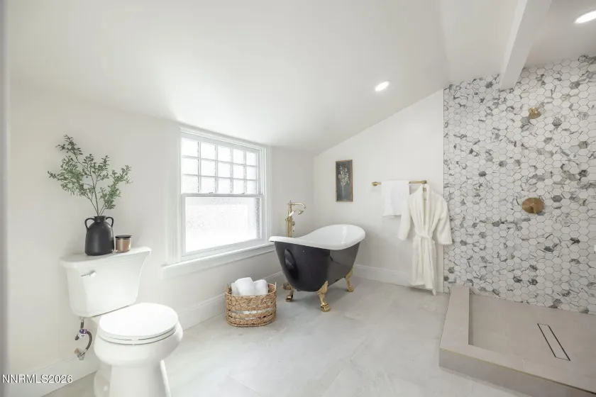 402 Robinson, Carson City, Nevada 89703, 4 Bedrooms Bedrooms, ,3 BathroomsBathrooms,Residential,Residential,Robinson,260002776