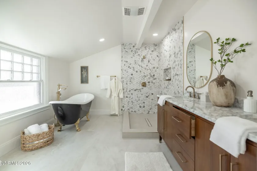 402 Robinson, Carson City, Nevada 89703, 4 Bedrooms Bedrooms, ,3 BathroomsBathrooms,Residential,Residential,Robinson,260002776