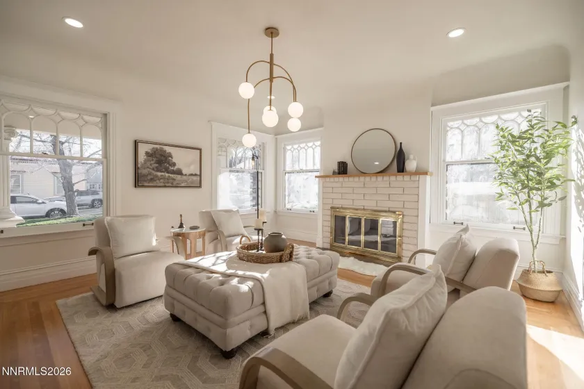 402 Robinson, Carson City, Nevada 89703, 4 Bedrooms Bedrooms, ,3 BathroomsBathrooms,Residential,Residential,Robinson,260002776