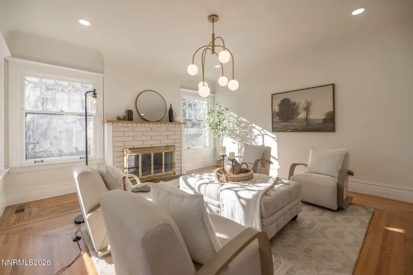 402 Robinson, Carson City, Nevada 89703, 4 Bedrooms Bedrooms, ,3 BathroomsBathrooms,Residential,Residential,Robinson,260002776