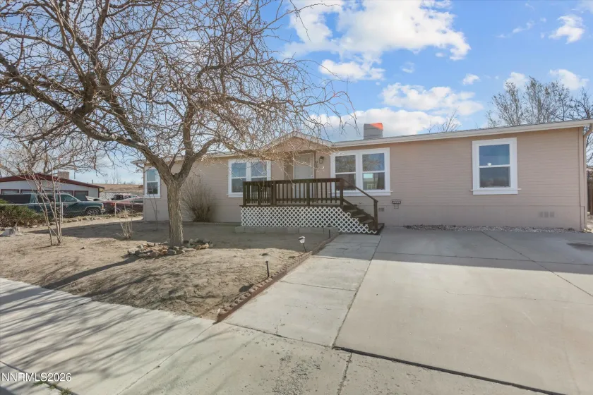 917 Opal, Fernley, Nevada 89408, 3 Bedrooms Bedrooms, ,2 BathroomsBathrooms,Residential,Residential,Opal,260002780