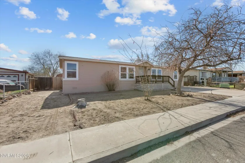 917 Opal, Fernley, Nevada 89408, 3 Bedrooms Bedrooms, ,2 BathroomsBathrooms,Residential,Residential,Opal,260002780