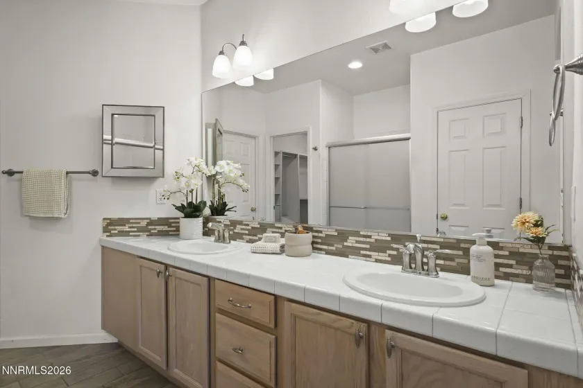 1425 Teal, Carson City, Nevada 89701, 3 Bedrooms Bedrooms, ,2 BathroomsBathrooms,Residential,Residential,Teal,260002781