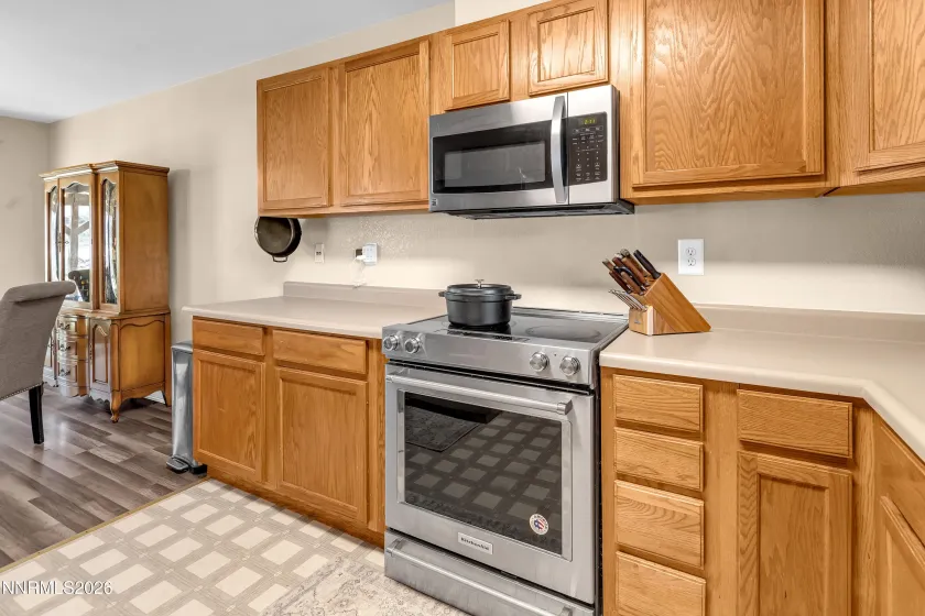 116 Ave De La Bleu De Clair, Sparks, Nevada 89434, 3 Bedrooms Bedrooms, ,2 BathroomsBathrooms,Residential,Residential,Ave De La Bleu De Clair,260002786