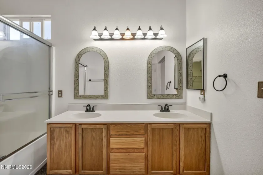 5385 Santa Anita, Sparks, Nevada 89436, 3 Bedrooms Bedrooms, ,2 BathroomsBathrooms,Residential,Residential,Santa Anita,260002787