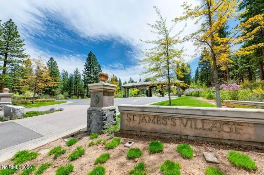 224 Earlham, Reno, Nevada 89511, 3 Bedrooms Bedrooms, ,4 BathroomsBathrooms,Residential,Residential,Earlham,260002756