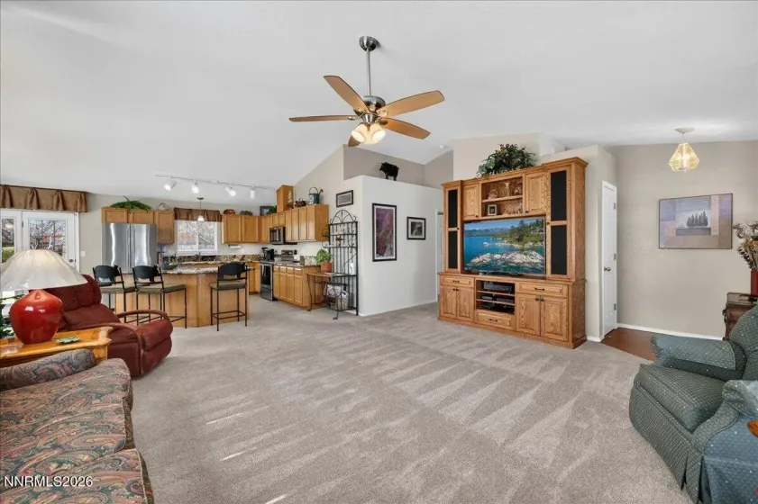 445 Kathy, Sparks, Nevada 89436, 3 Bedrooms Bedrooms, ,2 BathroomsBathrooms,Residential,Residential,Kathy,260002789