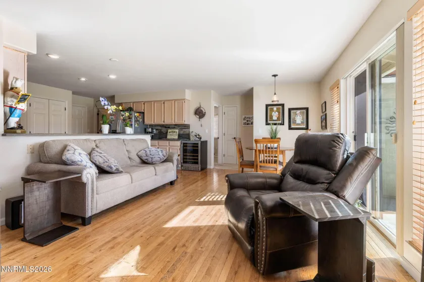 207 La Costa, Dayton, Nevada 89403, 3 Bedrooms Bedrooms, ,2 BathroomsBathrooms,Residential,Residential,La Costa,260002791