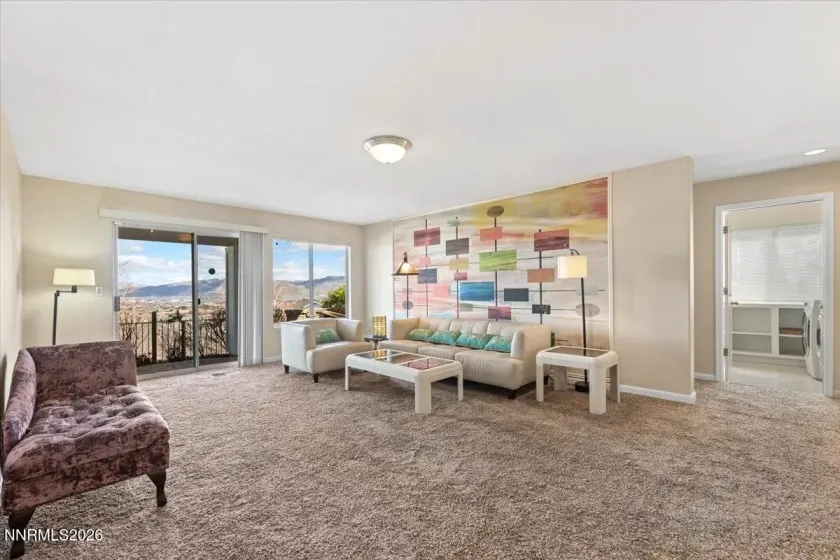 6103 Carriage House, Reno, Nevada 89519, 4 Bedrooms Bedrooms, ,3 BathroomsBathrooms,Residential,Residential,Carriage House,260002792