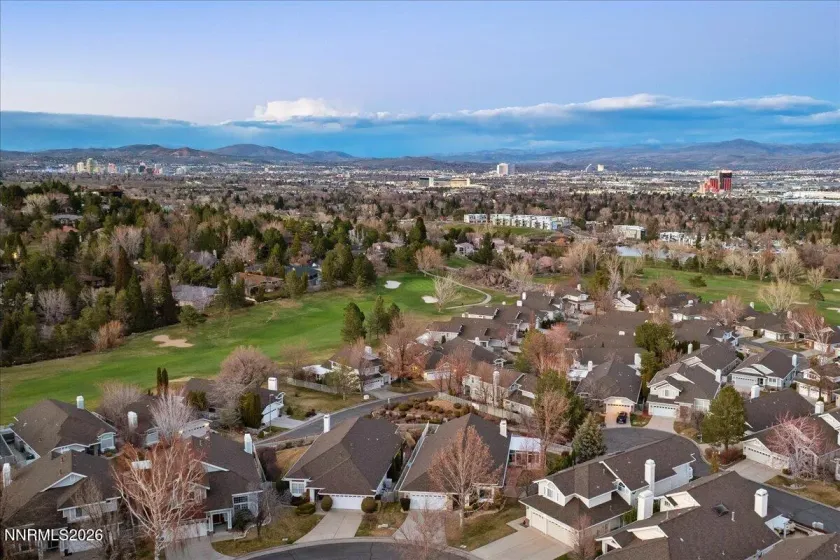 6103 Carriage House, Reno, Nevada 89519, 4 Bedrooms Bedrooms, ,3 BathroomsBathrooms,Residential,Residential,Carriage House,260002792